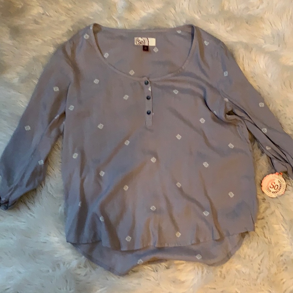 xs long sleeve shirt